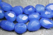 Design 8423: blue chalcedony faceted beads