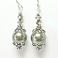 Design 5635: gray pearl earrings