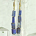 6375: Gold Polish blue lapis lazuli earrings