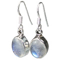 7939: White moonstone earrings