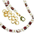 138: Beaded red,white pearl necklaces