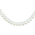 215: Beaded white pearl necklaces