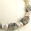 7202: Beaded gray,white,multi-color pearl  chunky necklaces