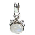 8498: Silver Setting white moonstone  leaf pendants