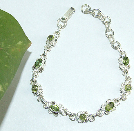 SKU 6507 - a Peridot anklets Jewelry Design image