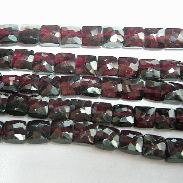 SKU 3071 - a Garnet Green Beads Jewelry Design image