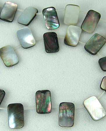 SKU 5775 - a Shell Beads Jewelry Design image
