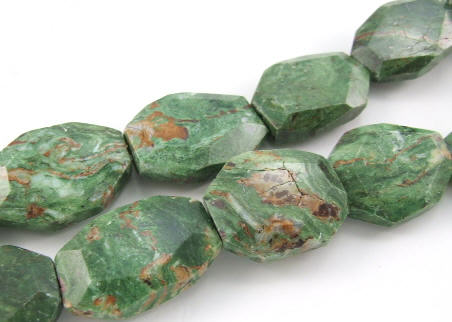 SKU 5933 - a Green opalite Beads Jewelry Design image