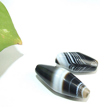 SKU 7327 - a Onyx Beads Jewelry Design image