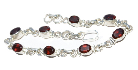 SKU 11602 - a Garnet bracelets Jewelry Design image