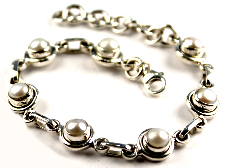 SKU 16960 - a Pearl Bracelets Jewelry Design image