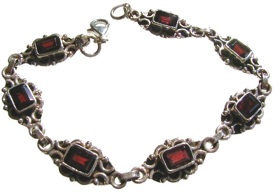 SKU 500 - a Garnet Bracelets Jewelry Design image