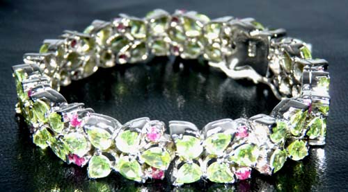 SKU 7558 - a Peridot Bracelets Jewelry Design image