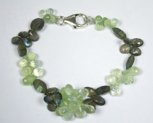 SKU 7770 - a Prehnite Bracelets Jewelry Design image