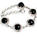 12260: Silver Setting Black onyx bracelets