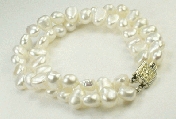 9346: Silver Setting white pearl  multistrand bracelets