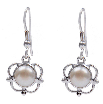 SKU 18570 - a Pearl Earrings Jewelry Design image