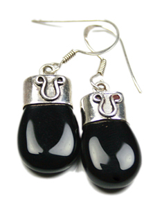 SKU 7920 - a Onyx Earrings Jewelry Design image
