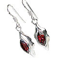 12560: red garnet earrings