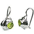 12583: green peridot earrings