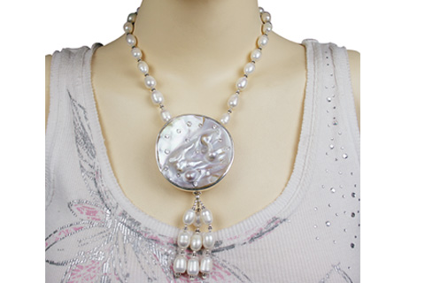 SKU 9013 unique Pearl Necklaces Jewelry