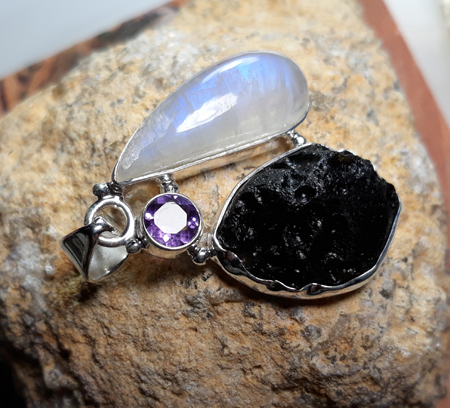 SKU 22133 unique Amethyst Pendants Jewelry