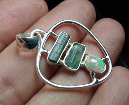 SKU 22151 unique Opal Pendants Jewelry