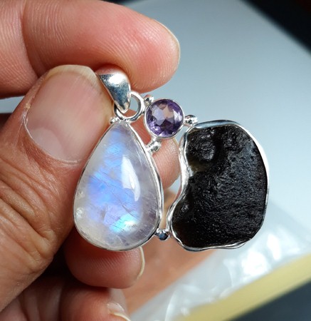 SKU 22161 unique Moonstone Pendants Jewelry