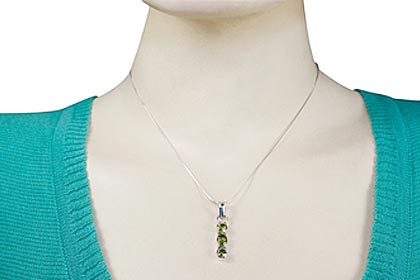 SKU 6395 unique Peridot Pendants Jewelry