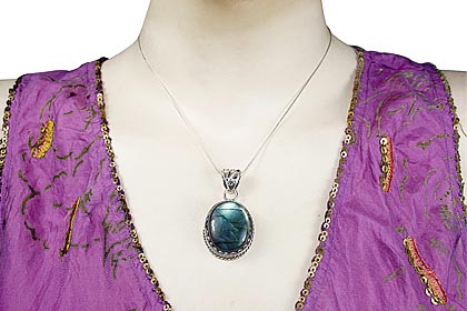 SKU 6979 unique Labradorite Pendants Jewelry