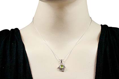 SKU 12979 unique Peridot pendants Jewelry