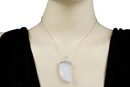 SKU 13293 unique Snow Quartz pendants Jewelry