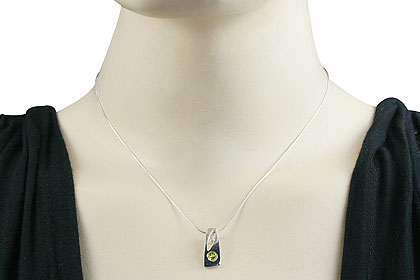 SKU 14691 unique Peridot pendants Jewelry