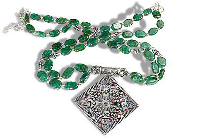 SKU 1130 - a Aventurine Necklaces Jewelry Design image