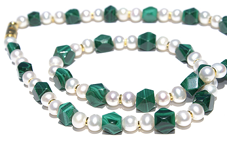SKU 11502 - a Malachite necklaces Jewelry Design image