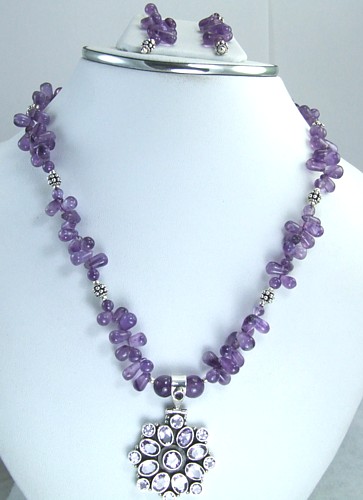 SKU 1695 - a Amethyst Necklaces Jewelry Design image