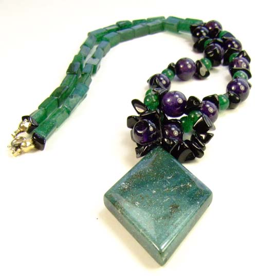 SKU 1855 - a Aventurine Necklaces Jewelry Design image