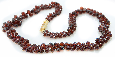 SKU 18850 - a Garnet Necklaces Jewelry Design image