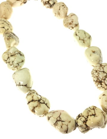 SKU 20471 - a howlite necklaces Jewelry Design image