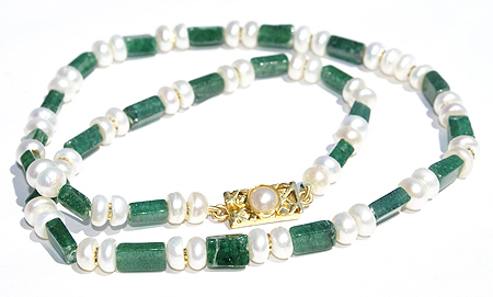 SKU 237 - a Aventurine Necklaces Jewelry Design image