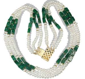 SKU 416 - a Aventurine Necklaces Jewelry Design image