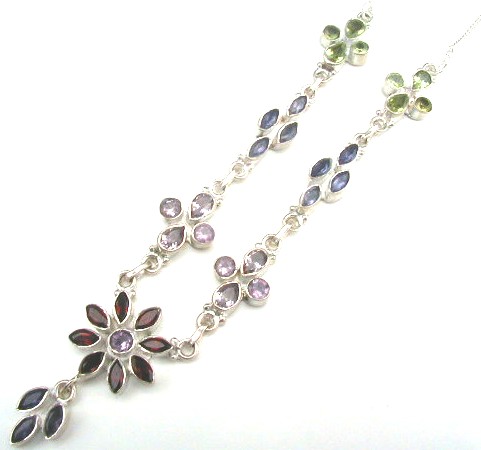 SKU 528 - a Garnet Necklaces Jewelry Design image