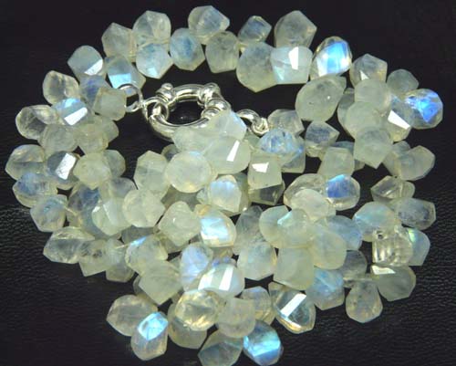 SKU 7564 - a Moonstone Necklaces Jewelry Design image