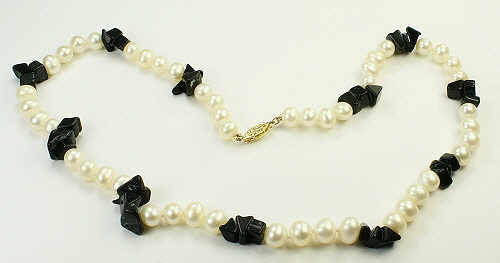 SKU 9345 - a Pearl necklaces Jewelry Design image
