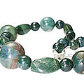 Design 10556: green,red bloodstone chunky necklaces