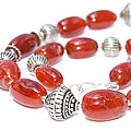 11621: Beaded orange carnelian  chunky necklaces