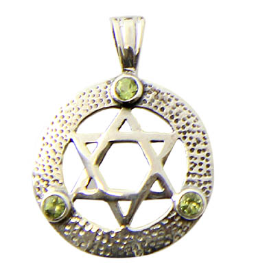 SKU 21165 - a Peridot Pendants Jewelry Design image