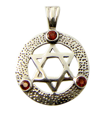 SKU 21170 - a Garnet Pendants Jewelry Design image