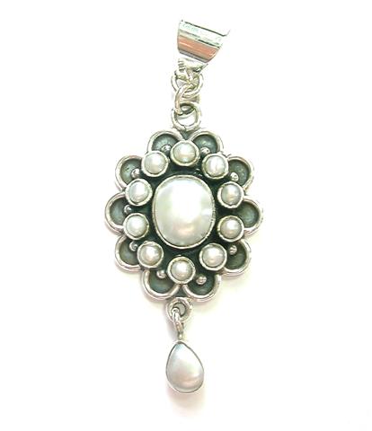 SKU 6911 - a Pearl Pendants Jewelry Design image