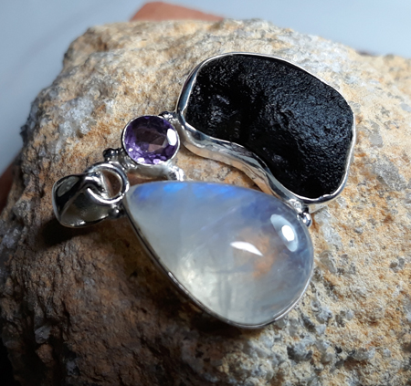 unique Moonstone Pendants Jewelry